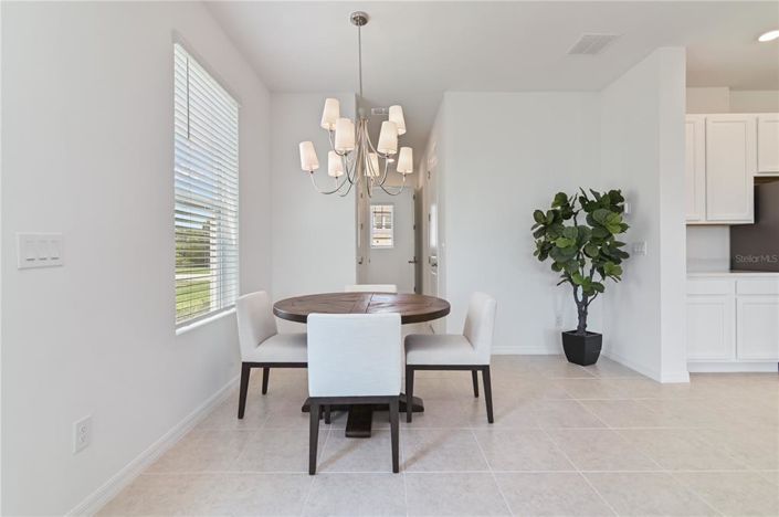 Image No.17-3 Bed Townhouse for sale