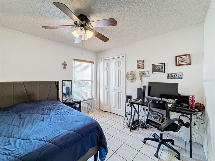 Image No.25-3 Bed Property for sale