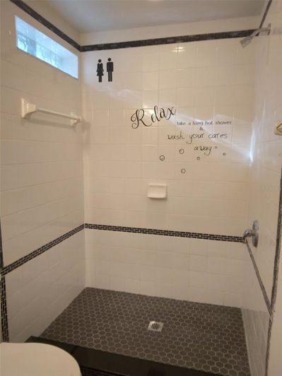 Image No.63-3 Bed Property for sale