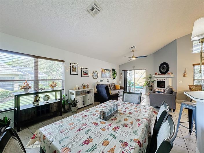 Image No.8-3 Bed Property for sale