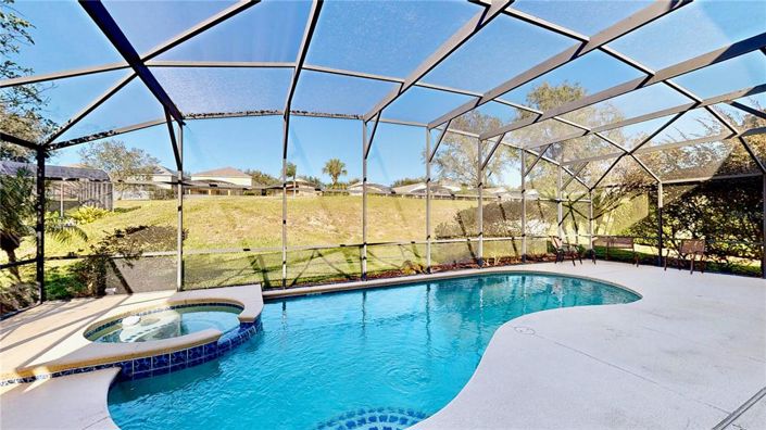 Image No.3-7 Bed Property for sale