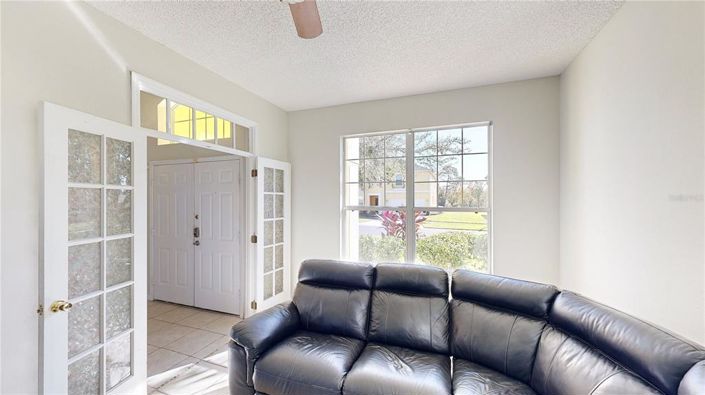 Image No.40-7 Bed Property for sale