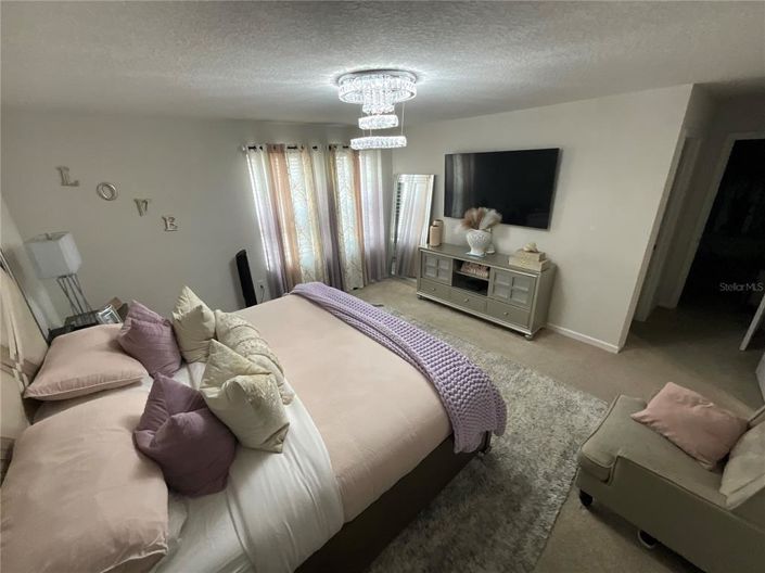 Image No.30-4 Bed Property for sale