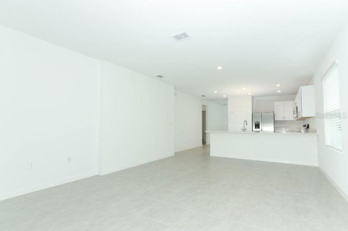 Image No.10-3 Bed Property for sale