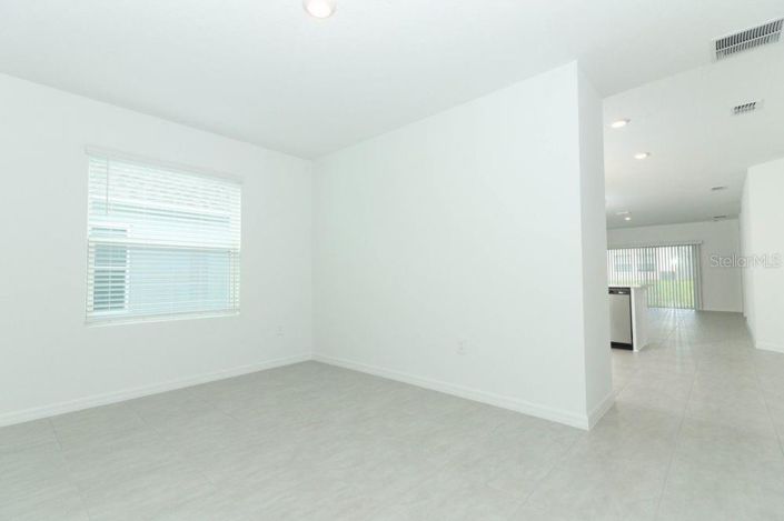 Image No.5-3 Bed Property for sale