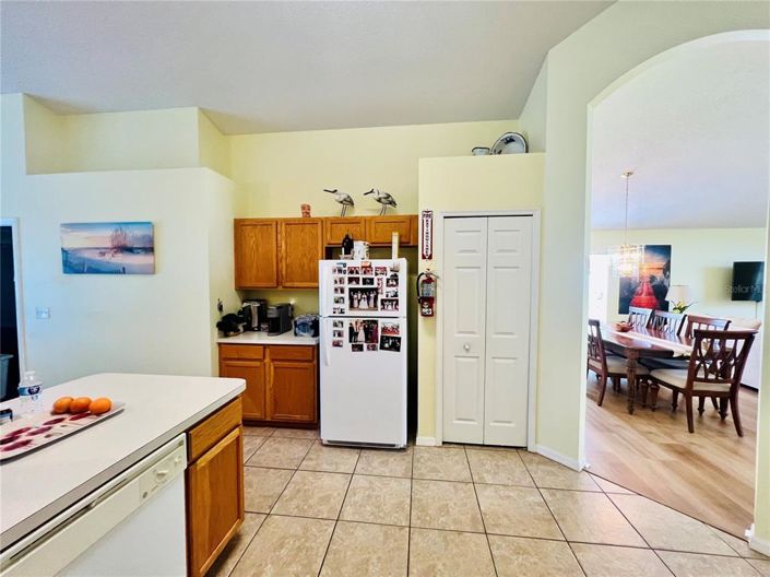 Image No.10-4 Bed Property for sale