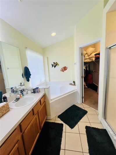 Image No.16-4 Bed Property for sale