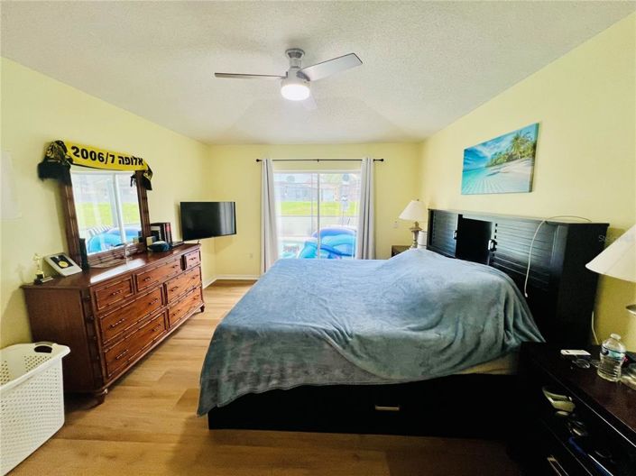 Image No.17-4 Bed Property for sale