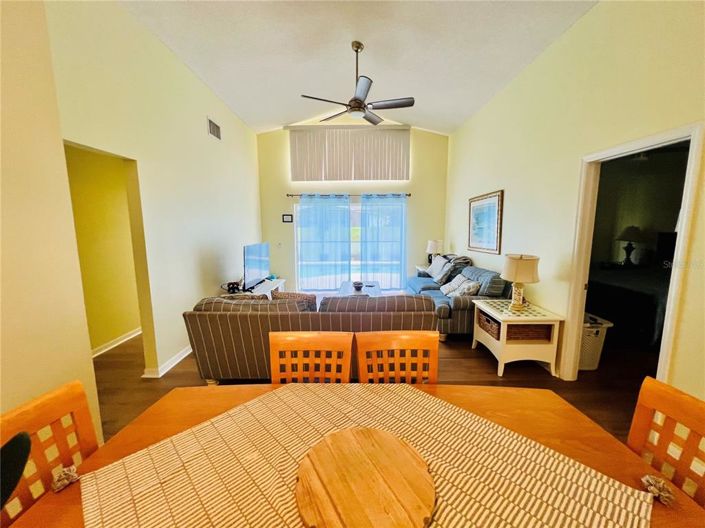 Image No.20-4 Bed Property for sale