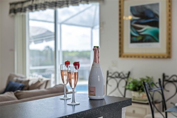 Image No.18-5 Bed Property for sale