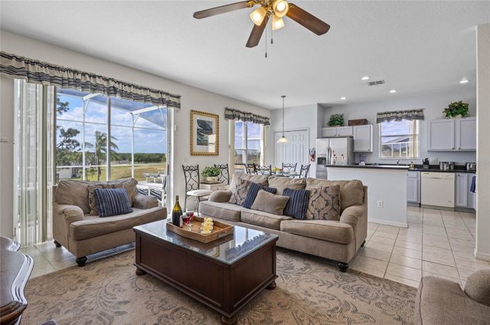 Image No.23-5 Bed Property for sale