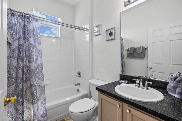 Image No.27-5 Bed Property for sale