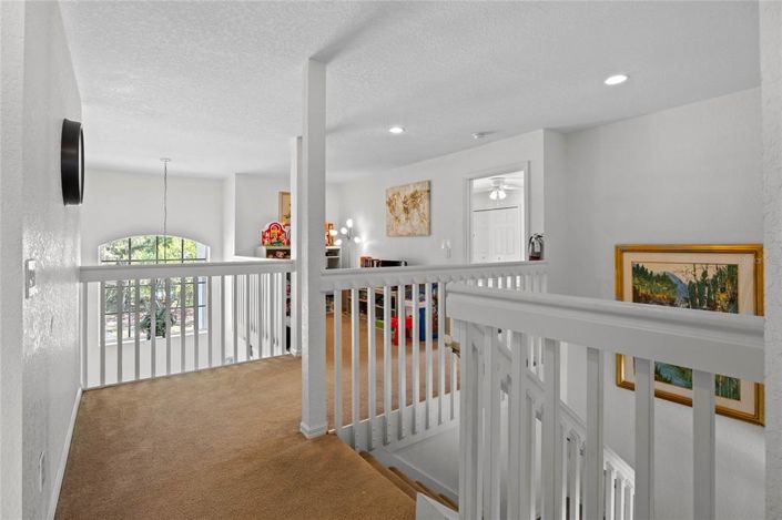 Image No.28-5 Bed Property for sale