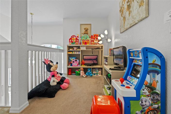 Image No.30-5 Bed Property for sale