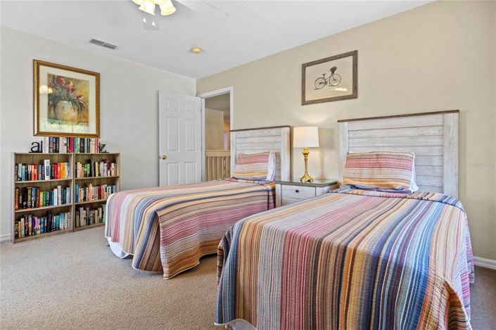 Image No.38-5 Bed Property for sale