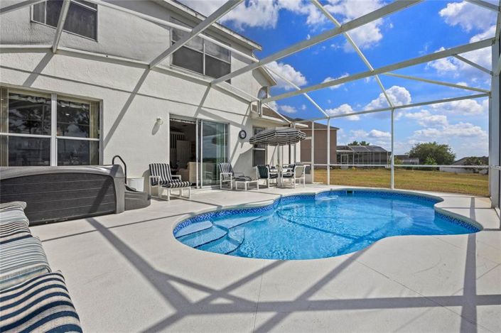 Image No.40-5 Bed Property for sale