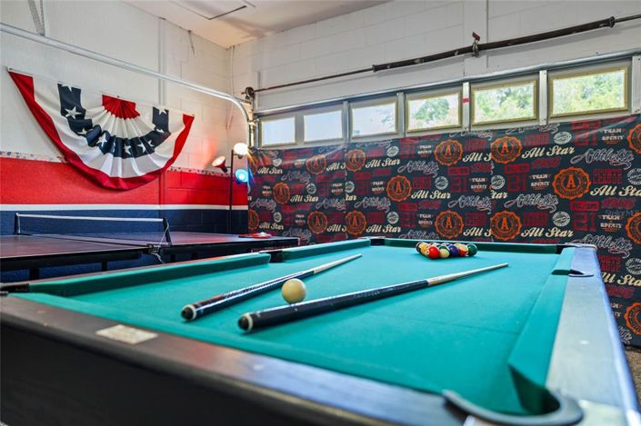 Image No.48-5 Bed Property for sale