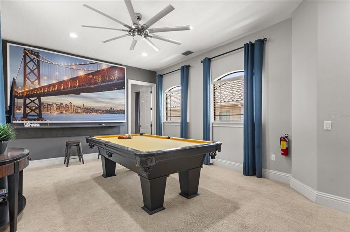 Image No.19-6 Bed Property for sale