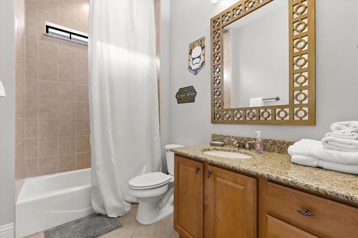 Image No.26-6 Bed Property for sale