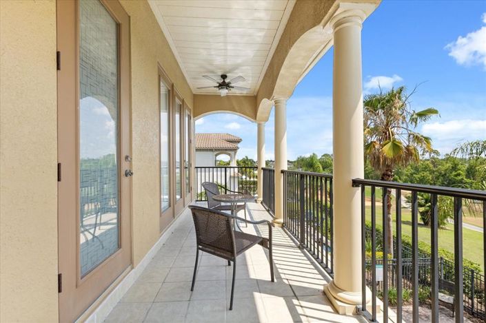 Image No.28-6 Bed Property for sale