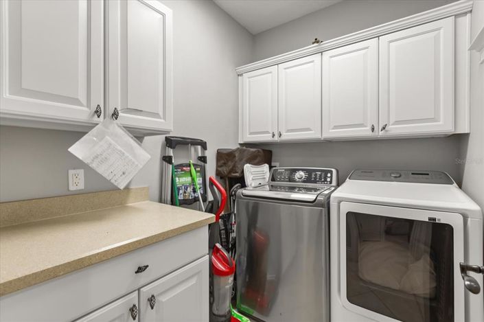 Image No.39-6 Bed Property for sale