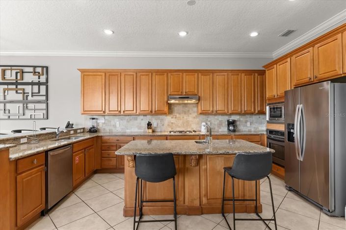 Image No.7-6 Bed Property for sale