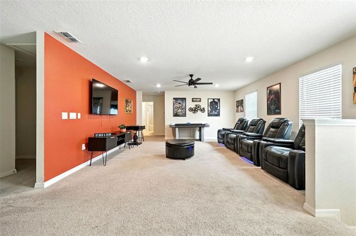 Image No.37-7 Bed Property for sale