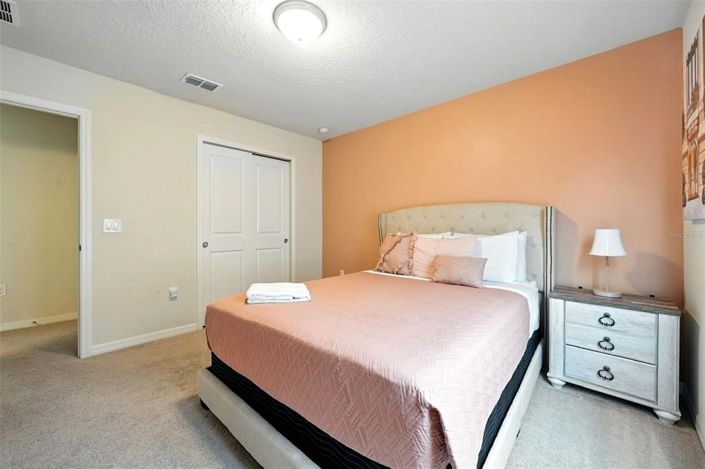 Image No.55-7 Bed Property for sale