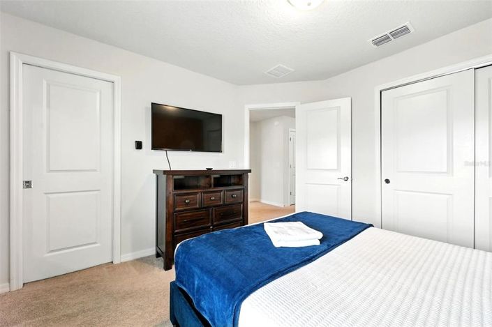 Image No.57-7 Bed Property for sale