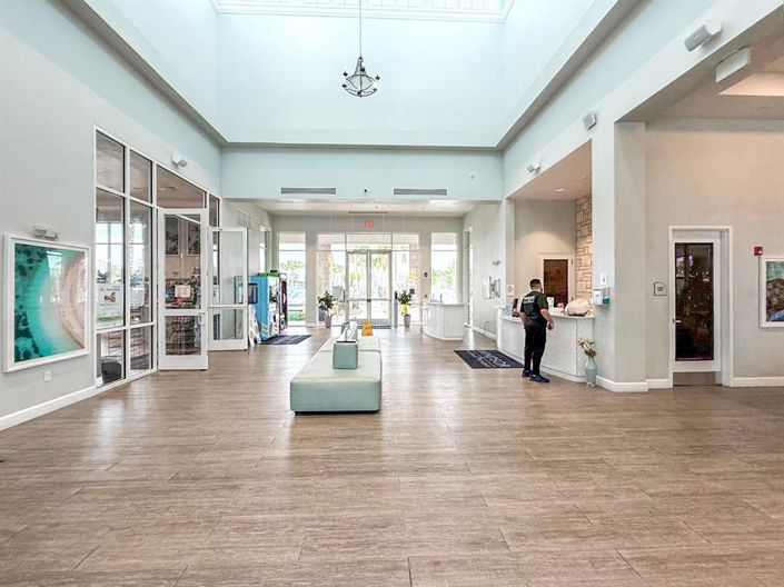 Image No.64-7 Bed Property for sale