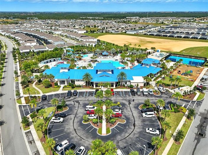 Image No.73-7 Bed Property for sale