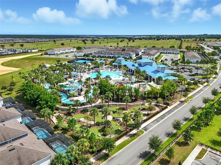 Image No.74-7 Bed Property for sale