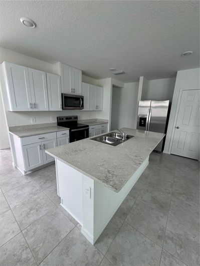 Image No.5-4 Bed Property for sale