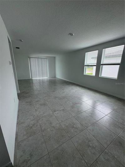 Image No.8-4 Bed Property for sale