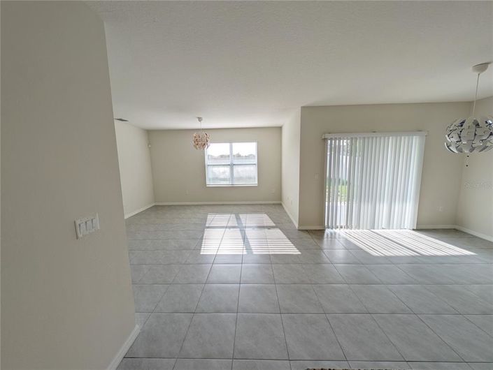 Image No.6-Propriété de 4 chambres à vendre à Kissimmee