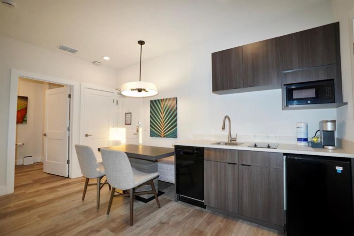 Image No.12-1 Bed Property for sale