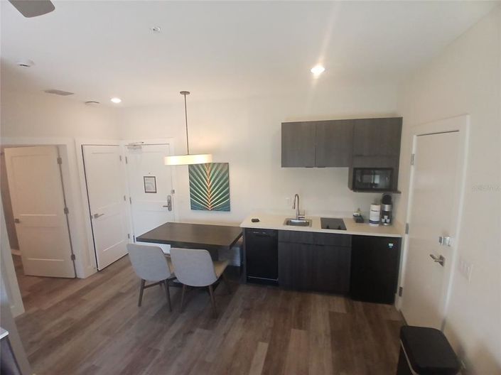 Image No.21-1 Bed Property for sale