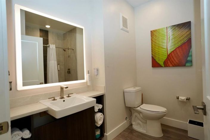 Image No.7-1 Bed Property for sale