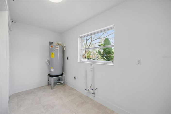 Image No.21-2 Bed Property for sale