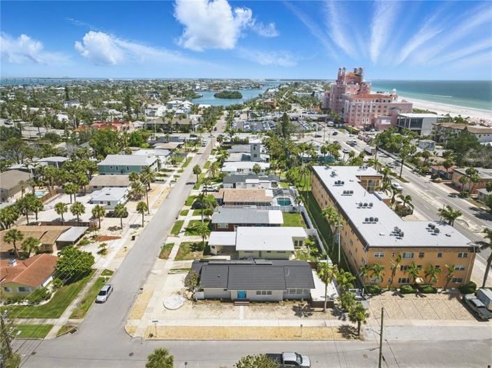 Image No.27-2 Bed Property for sale