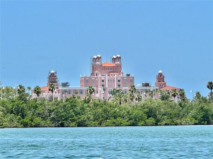 Image No.30-2 Bed Property for sale