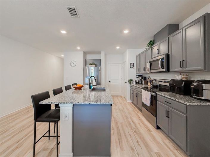 Image No.10-3 Bed Townhouse for sale