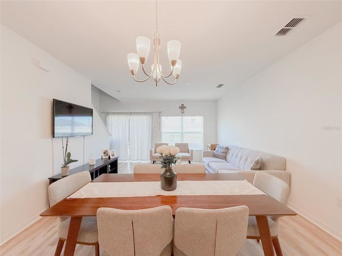 Image No.13-3 Bed Townhouse for sale