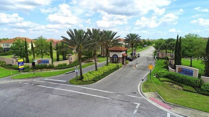 Image No.77-5 Bed Property for sale