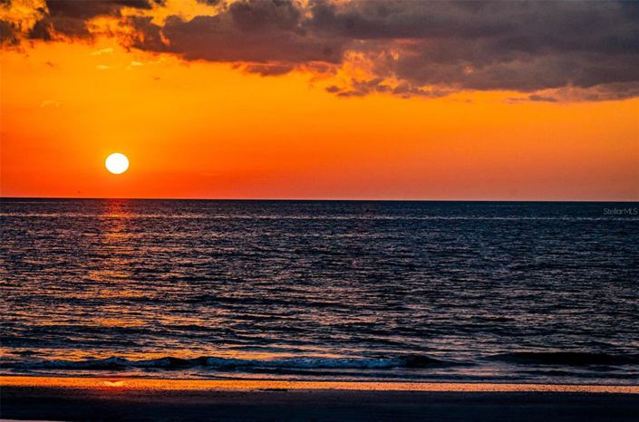 Image No.32-4 Bed Property for sale