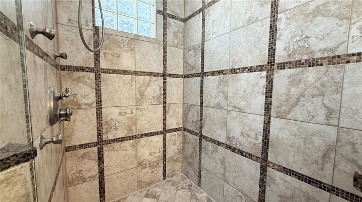 Image No.19-Propriété de 4 chambres à vendre à Reunion