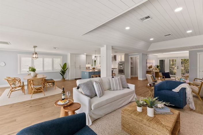 Image No.16-4 Bed Property for sale