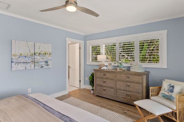 Image No.27-4 Bed Property for sale