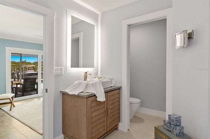 Image No.28-4 Bed Property for sale