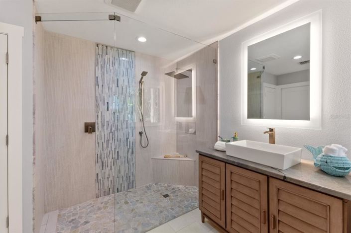 Image No.29-4 Bed Property for sale